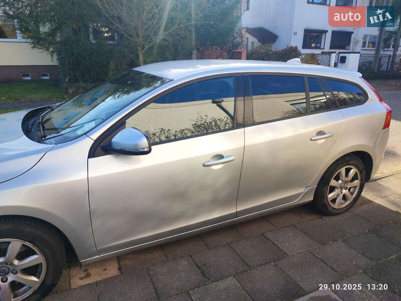 Универсал Volvo V60 2014 в Стрые