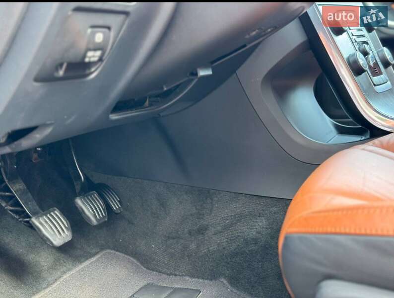 Універсал Volvo V60 2013 в Шепетівці