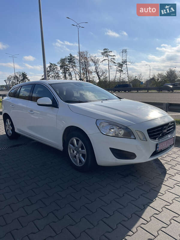 Універсал Volvo V60 2012 в Києві