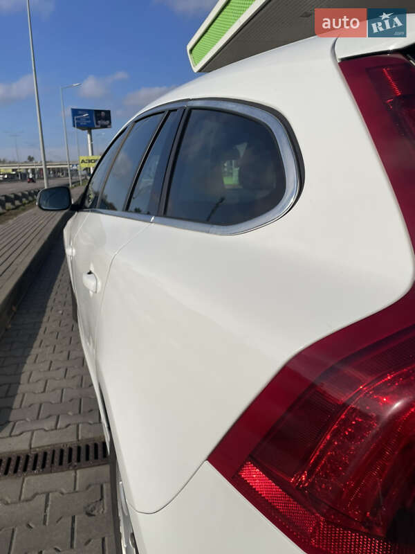 Універсал Volvo V60 2012 в Києві