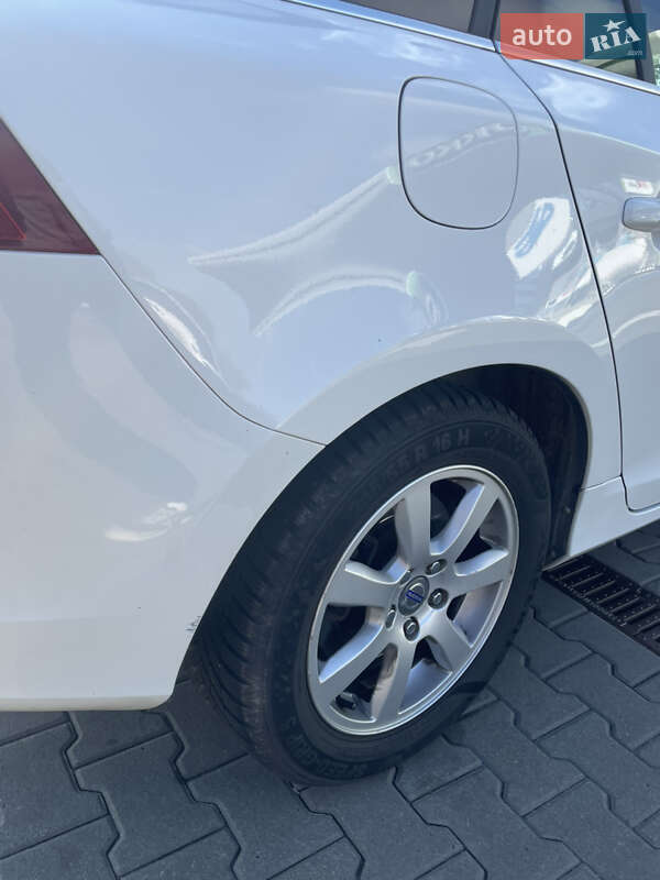 Універсал Volvo V60 2012 в Києві