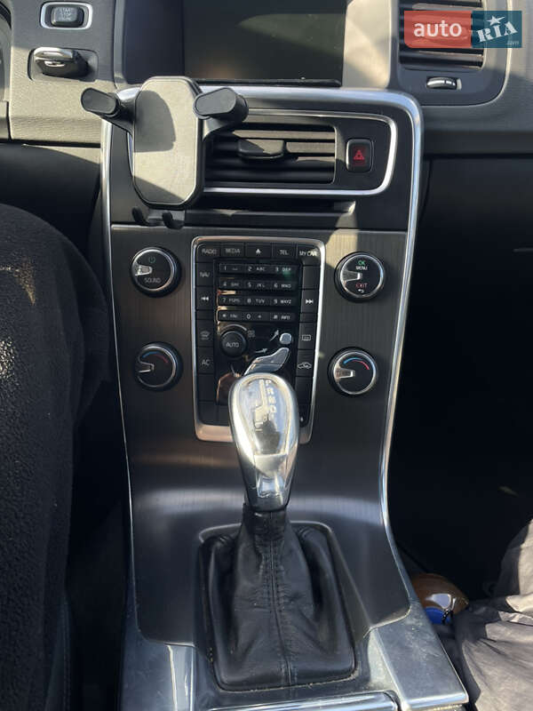 Універсал Volvo V60 2012 в Києві