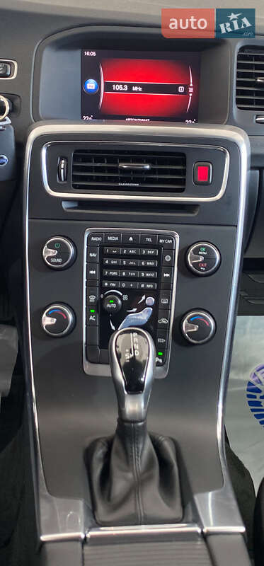 Универсал Volvo V60 2018 в Львове