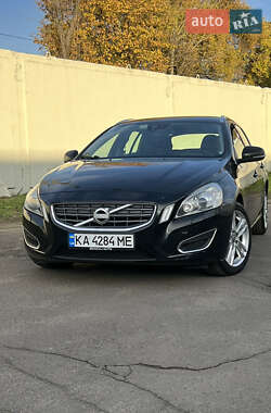 Універсал Volvo V60 2011 в Києві