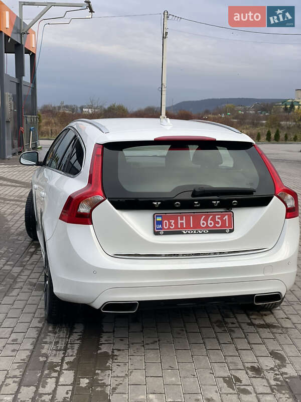 Універсал Volvo V60 2014 в Золочеві