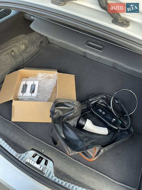 Універсал Volvo V60 2014 в Золочеві