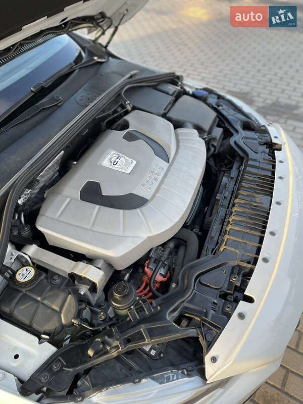 Універсал Volvo V60 2014 в Золочеві