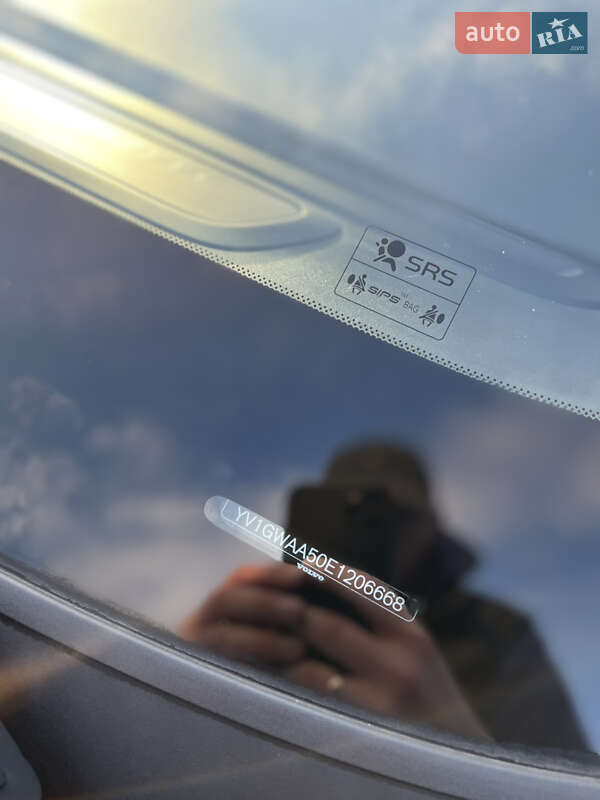 Універсал Volvo V60 2014 в Золочеві