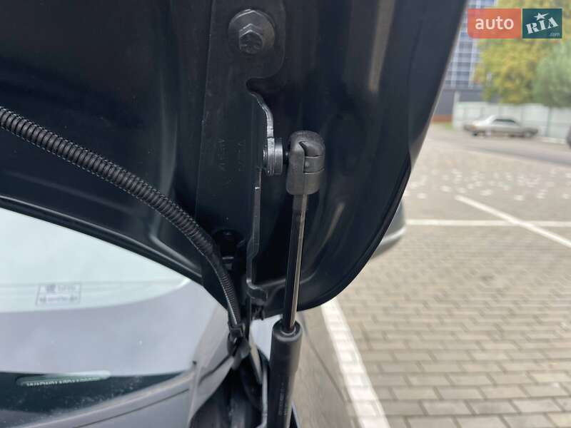 Універсал Volvo V60 2013 в Луцьку