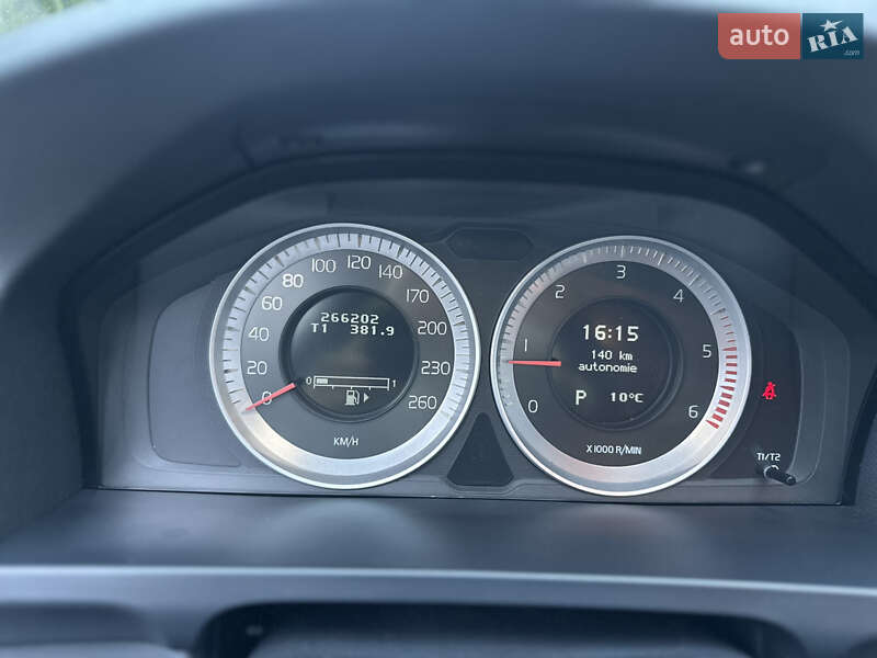 Универсал Volvo V60 2011 в Бродах фото 26 Универсал Volvo V60 2011 в Бродах