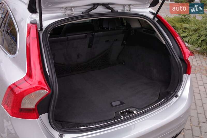 Универсал Volvo V60 2014 в Каменском фото 21 Универсал Volvo V60 2014 в Каменском