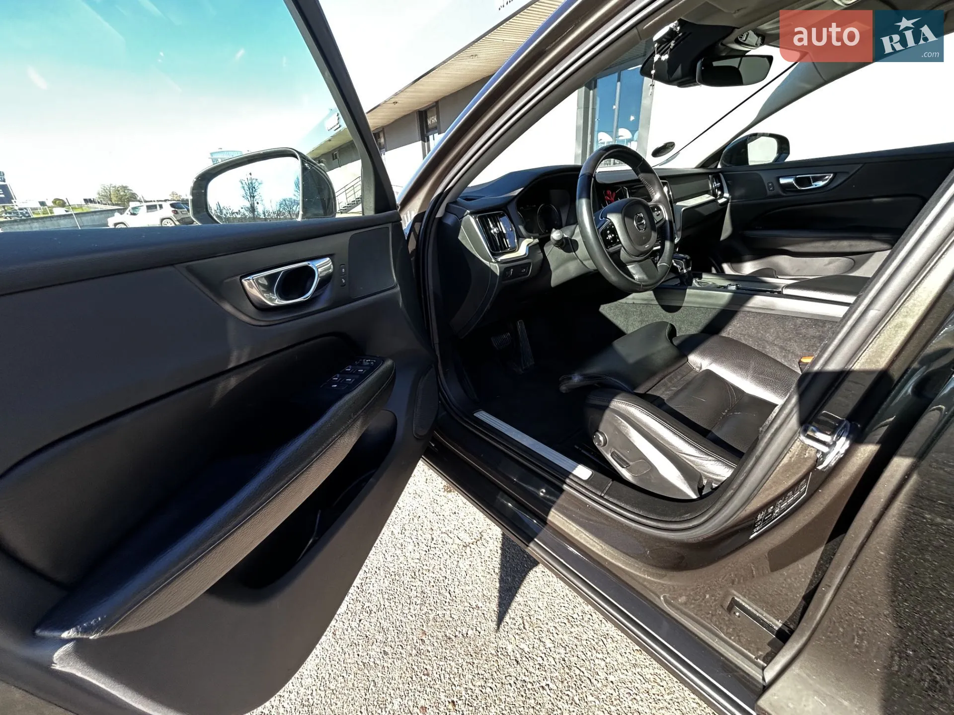 2018 Volvo V60 - мініатюра 26