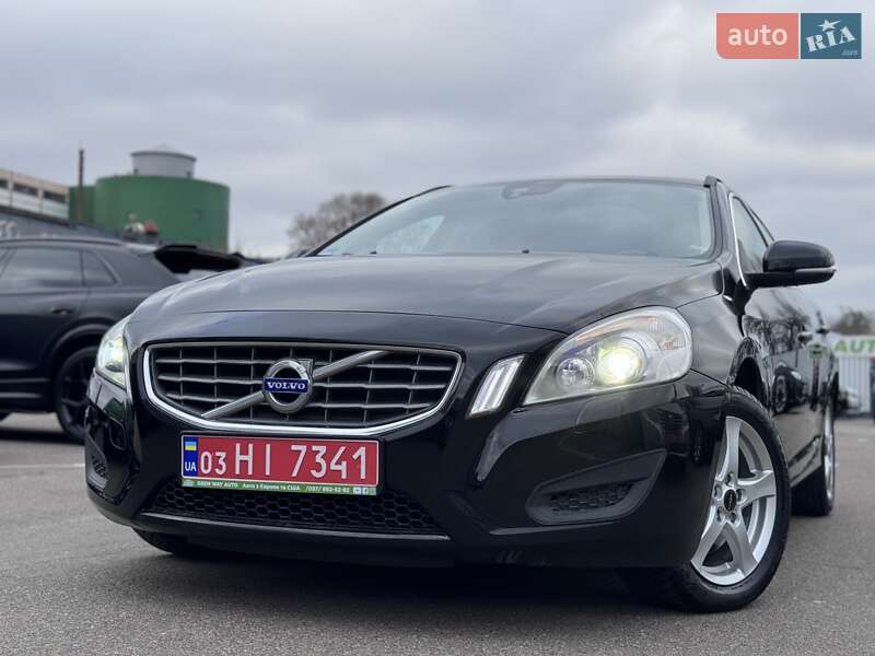 Універсал Volvo V60 2012 в Києві