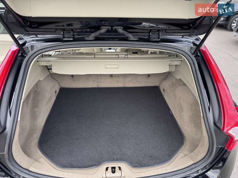 Універсал Volvo V60 2012 в Києві