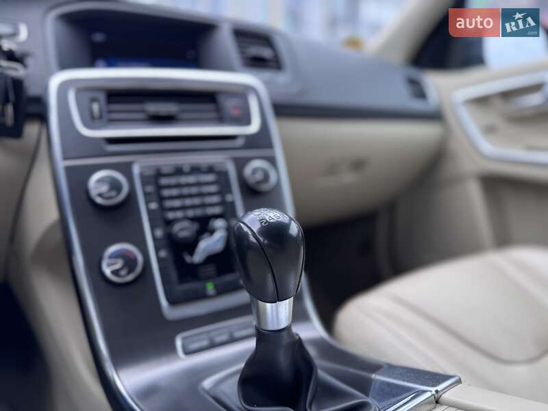 Універсал Volvo V60 2012 в Києві