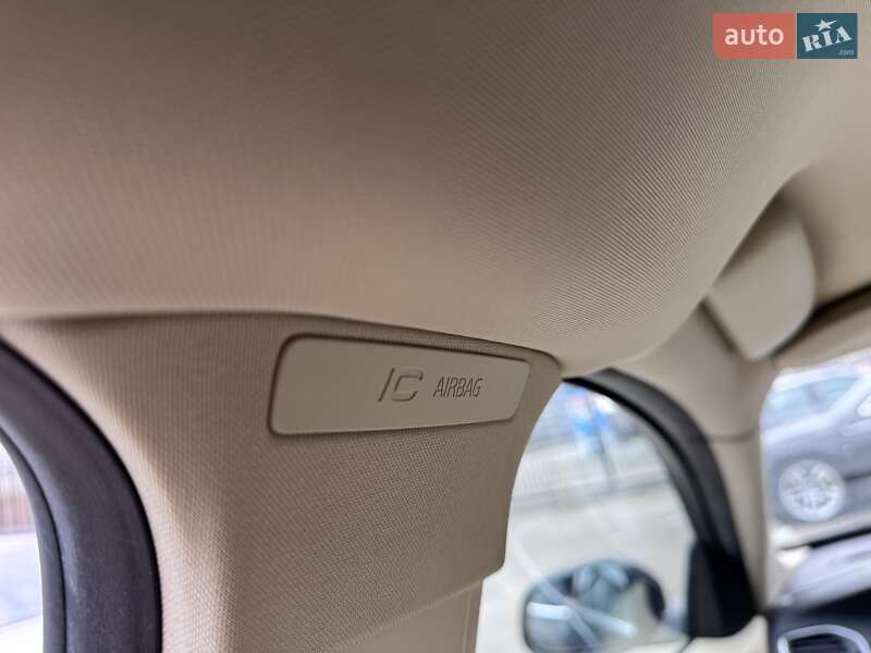 Універсал Volvo V60 2012 в Києві