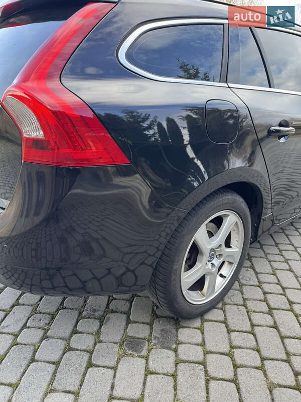 Універсал Volvo V60 2010 в Трускавці