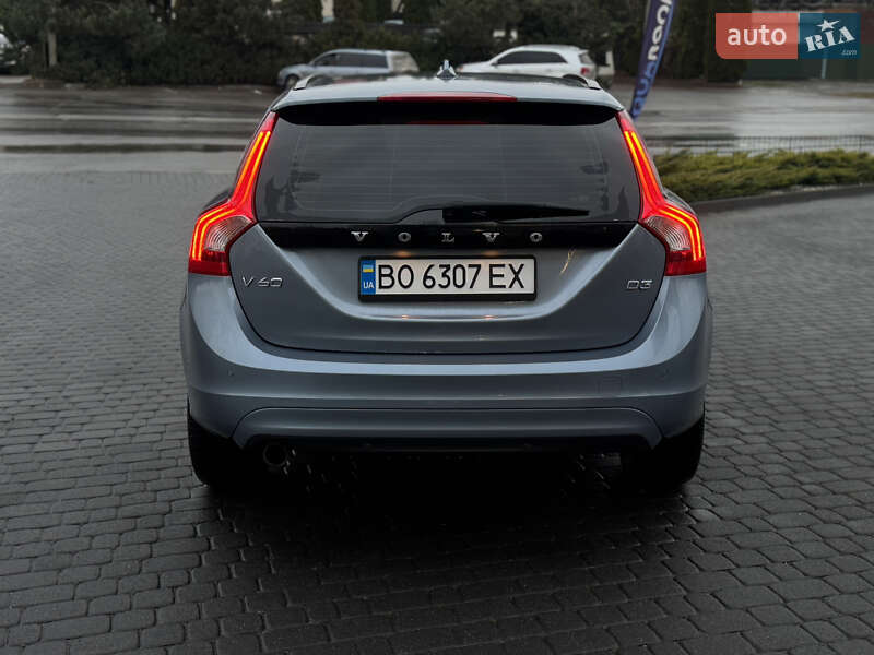 Универсал Volvo V60 2016 в Хмельницком