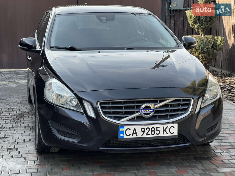 Универсал Volvo V60 2011 в Черкассах