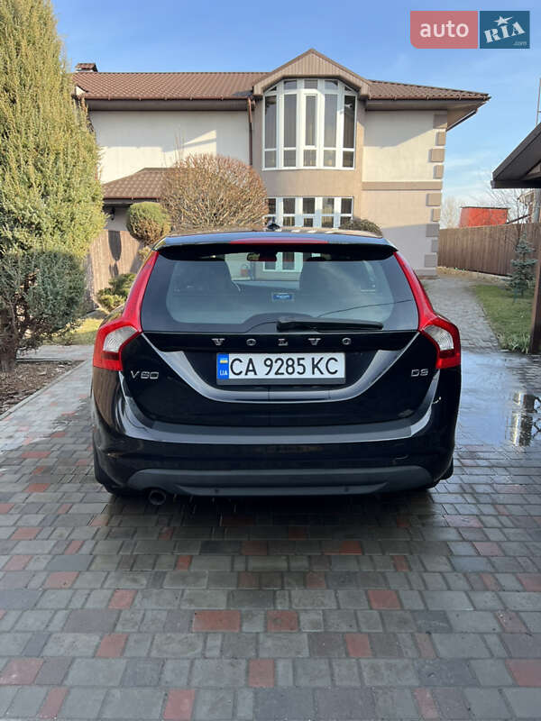Универсал Volvo V60 2011 в Черкассах