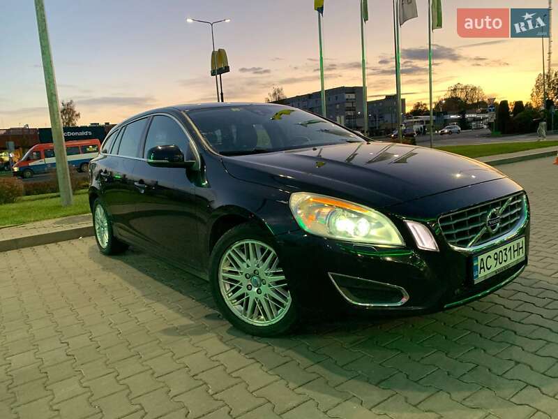 Универсал Volvo V60 2011 в Львове фото 10 Универсал Volvo V60 2011 в Львове