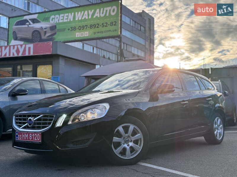 Универсал Volvo V60 2012 в Киеве фото 15 Универсал Volvo V60 2012 в Киеве