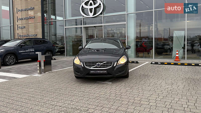 Универсал Volvo V60 2011 в Ровно