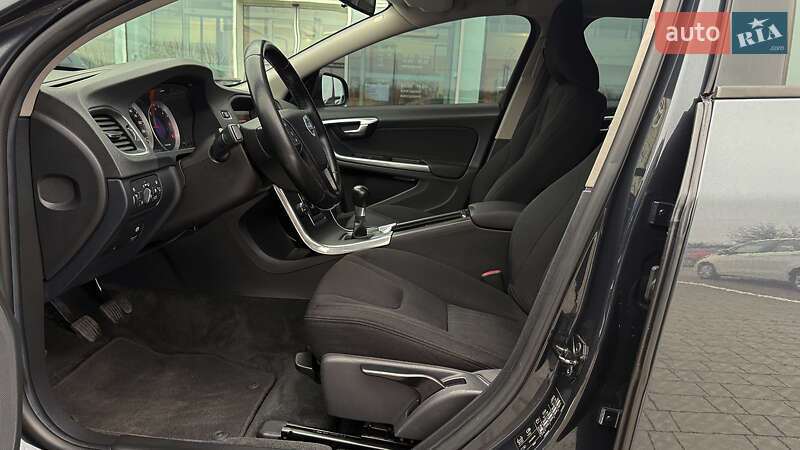 Универсал Volvo V60 2011 в Ровно