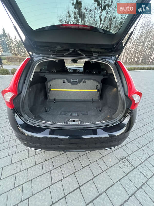 Универсал Volvo V60 2014 в Луцке