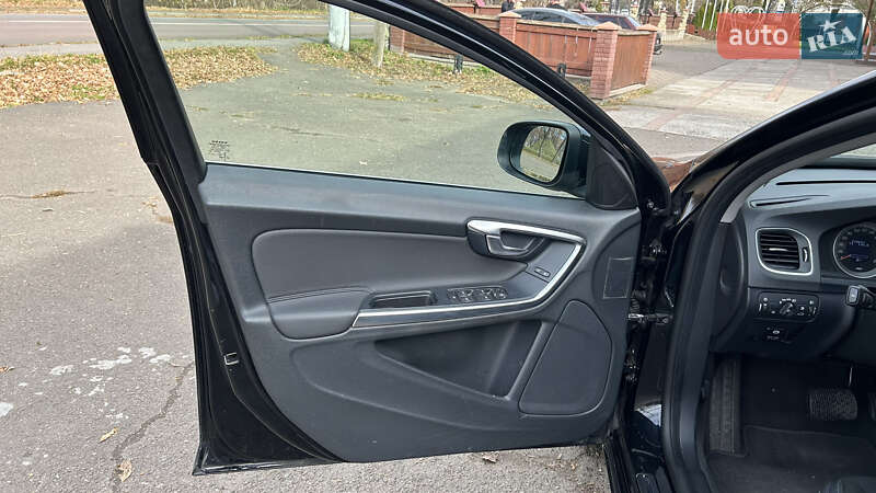 Універсал Volvo V60 2013 в Калуші