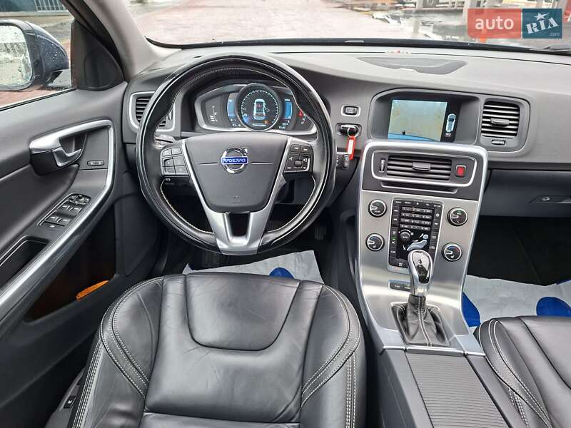 Универсал Volvo V60 2014 в Ровно фото 27 Универсал Volvo V60 2014 в Ровно