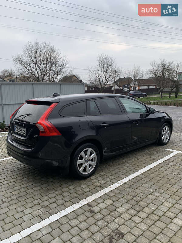 Универсал Volvo V60 2011 в Шполе