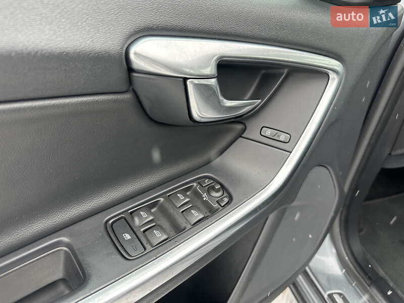 Универсал Volvo V60 2016 в Стрые