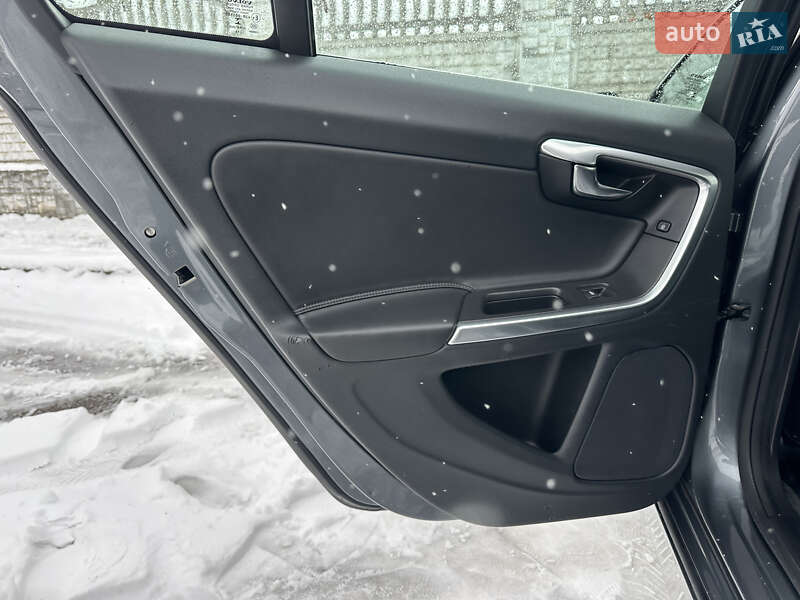 Универсал Volvo V60 2016 в Стрые