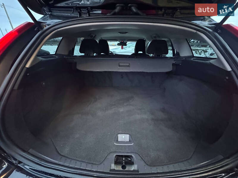 Універсал Volvo V60 2011 в Стрию