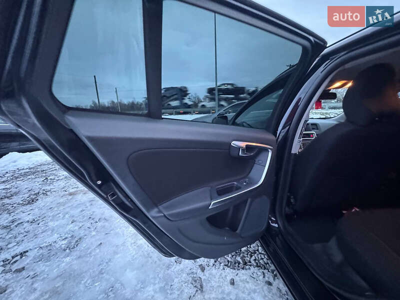 Універсал Volvo V60 2011 в Стрию