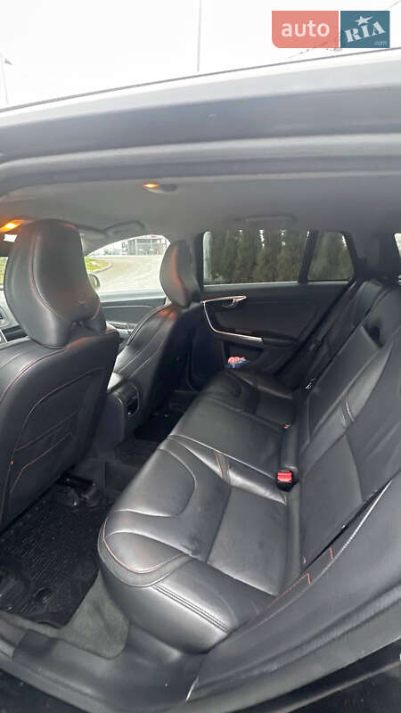 Універсал Volvo V60 2015 в Львові