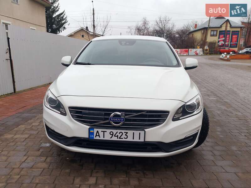 Универсал Volvo V60 2017 в Коломые фото 2 Универсал Volvo V60 2017 в Коломые