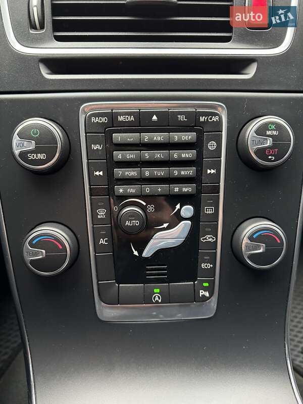 Универсал Volvo V60 2016 в Сумах