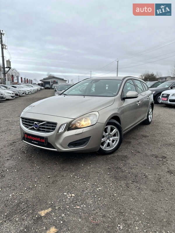 Volvo V60 2011 Volvo V60 2011