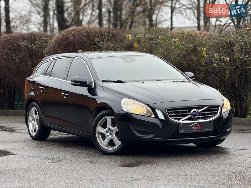 Volvo V60 2012 Volvo V60 2012