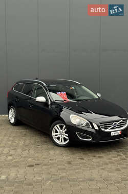 Універсал Volvo V60 2012 в Луцьку