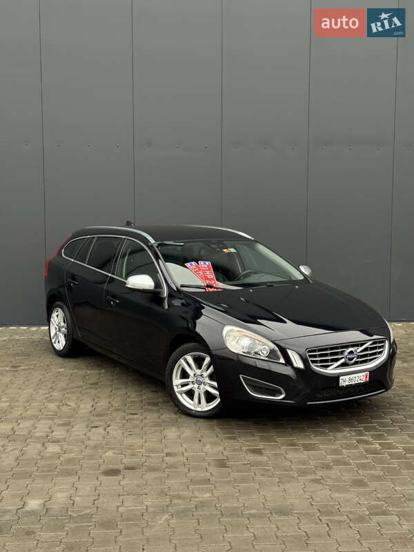 Volvo V60 2012 Volvo V60 2012