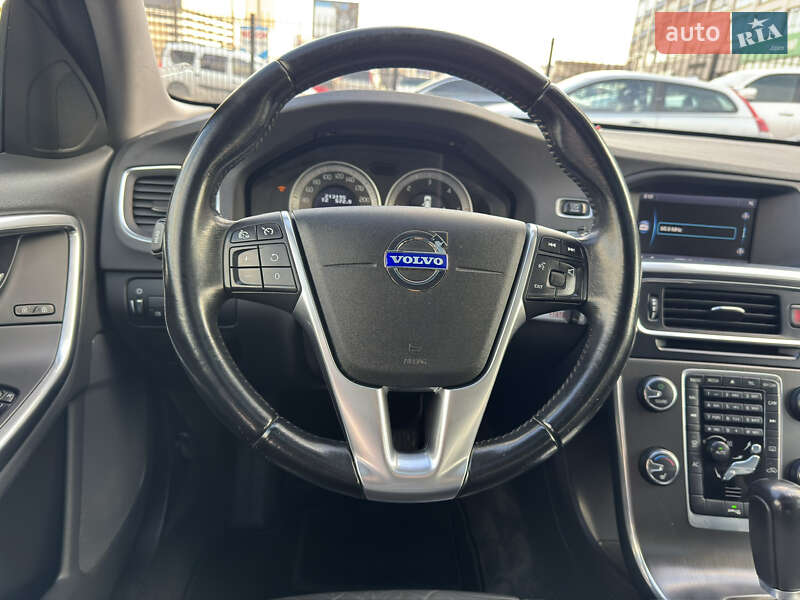 Універсал Volvo V60 2011 в Києві фото 39 Універсал Volvo V60 2011 в Києві