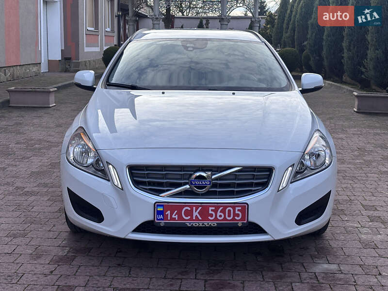 Универсал Volvo V60 2013 в Стрые