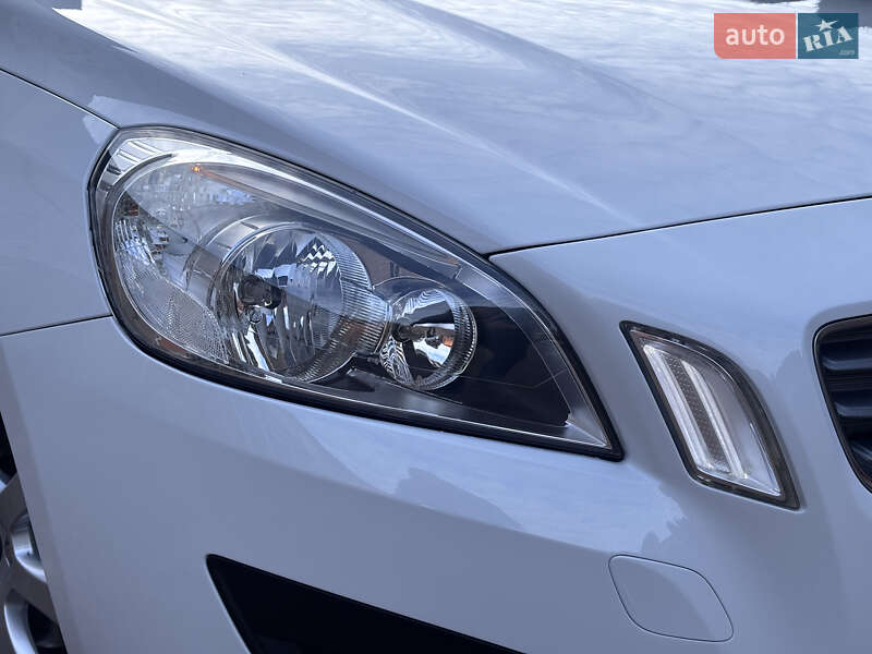 Универсал Volvo V60 2013 в Стрые