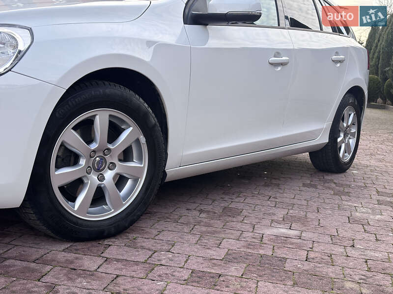 Универсал Volvo V60 2013 в Стрые