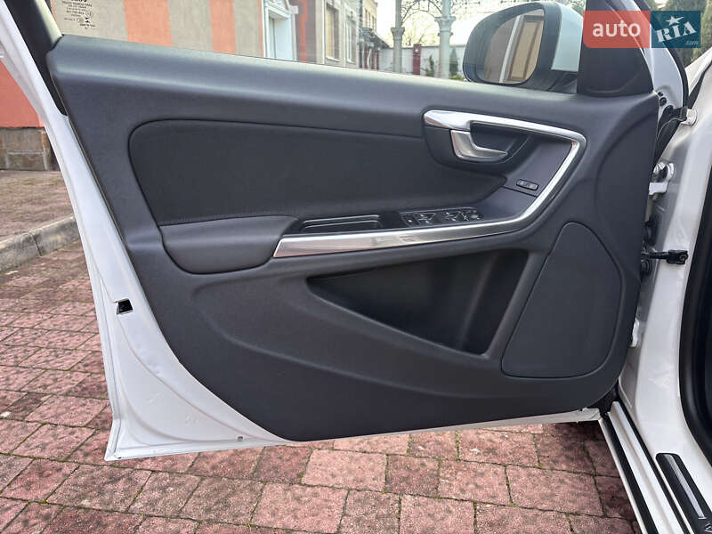 Универсал Volvo V60 2013 в Стрые