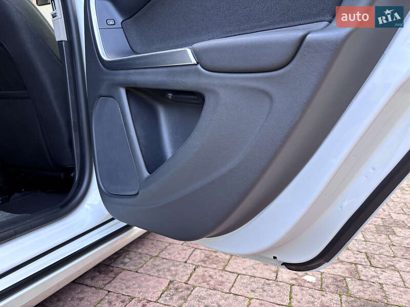 Универсал Volvo V60 2013 в Стрые