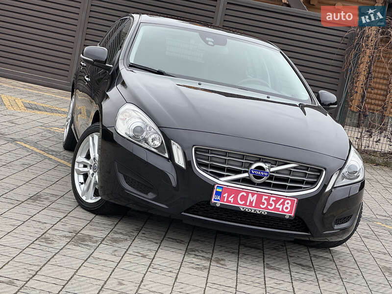 Универсал Volvo V60 2012 в Стрые фото 7 Универсал Volvo V60 2012 в Стрые